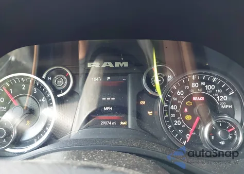 2021 Ram 1500 Tradesman 4X4 6'4 Box из США, поврежденный, VIN 1C6SRFCT6MN817223